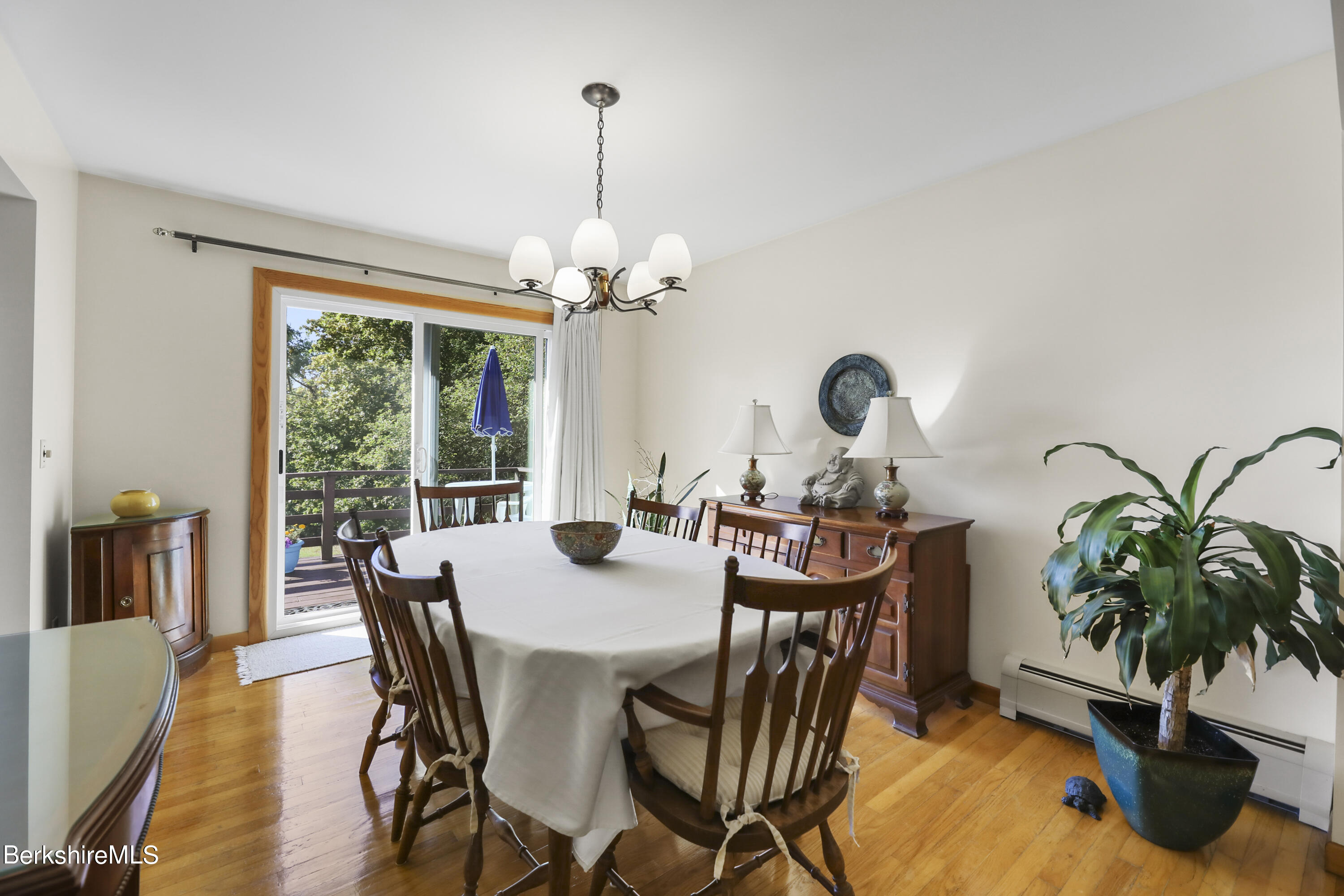 160 Paul Dr