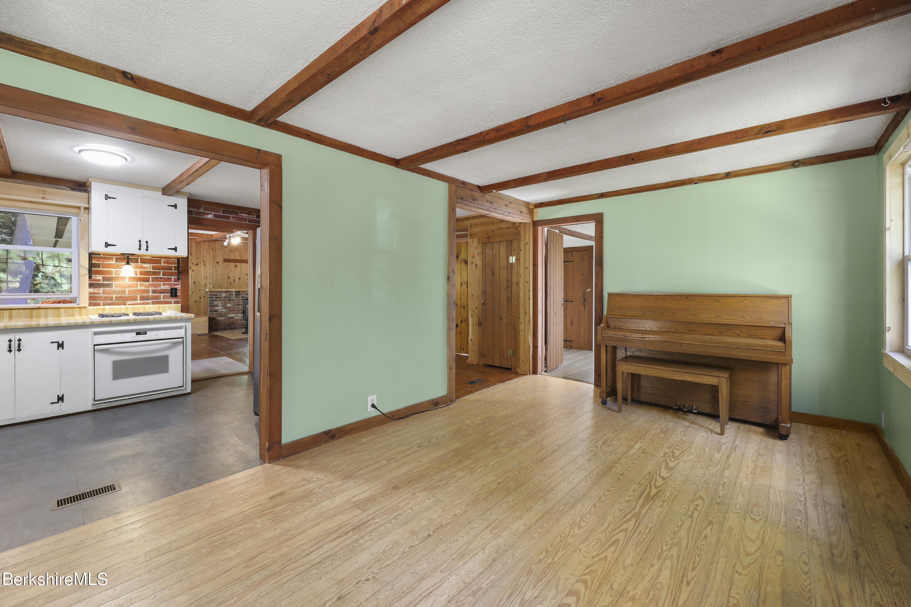 316 Chapel Rd