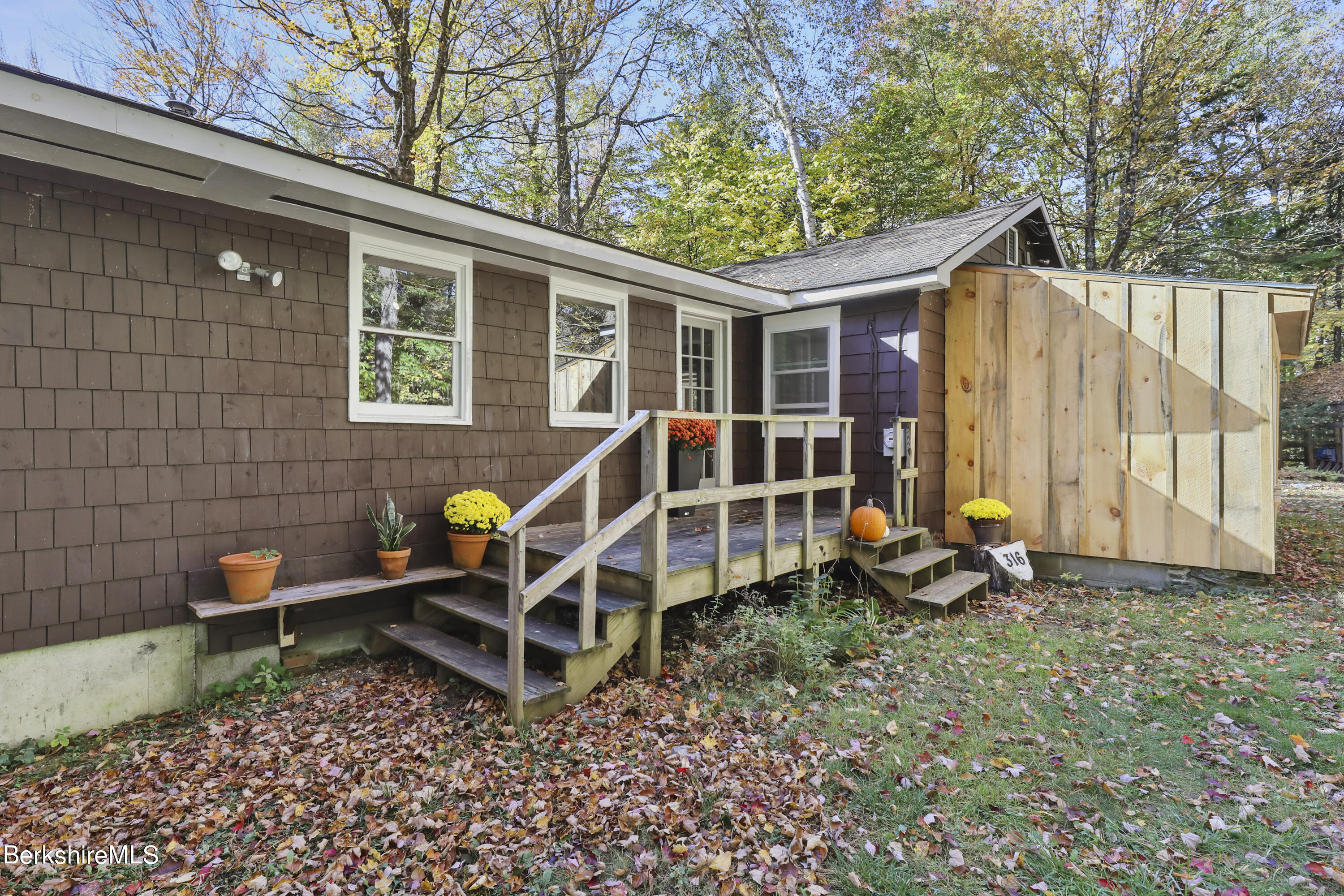 316 Chapel Rd