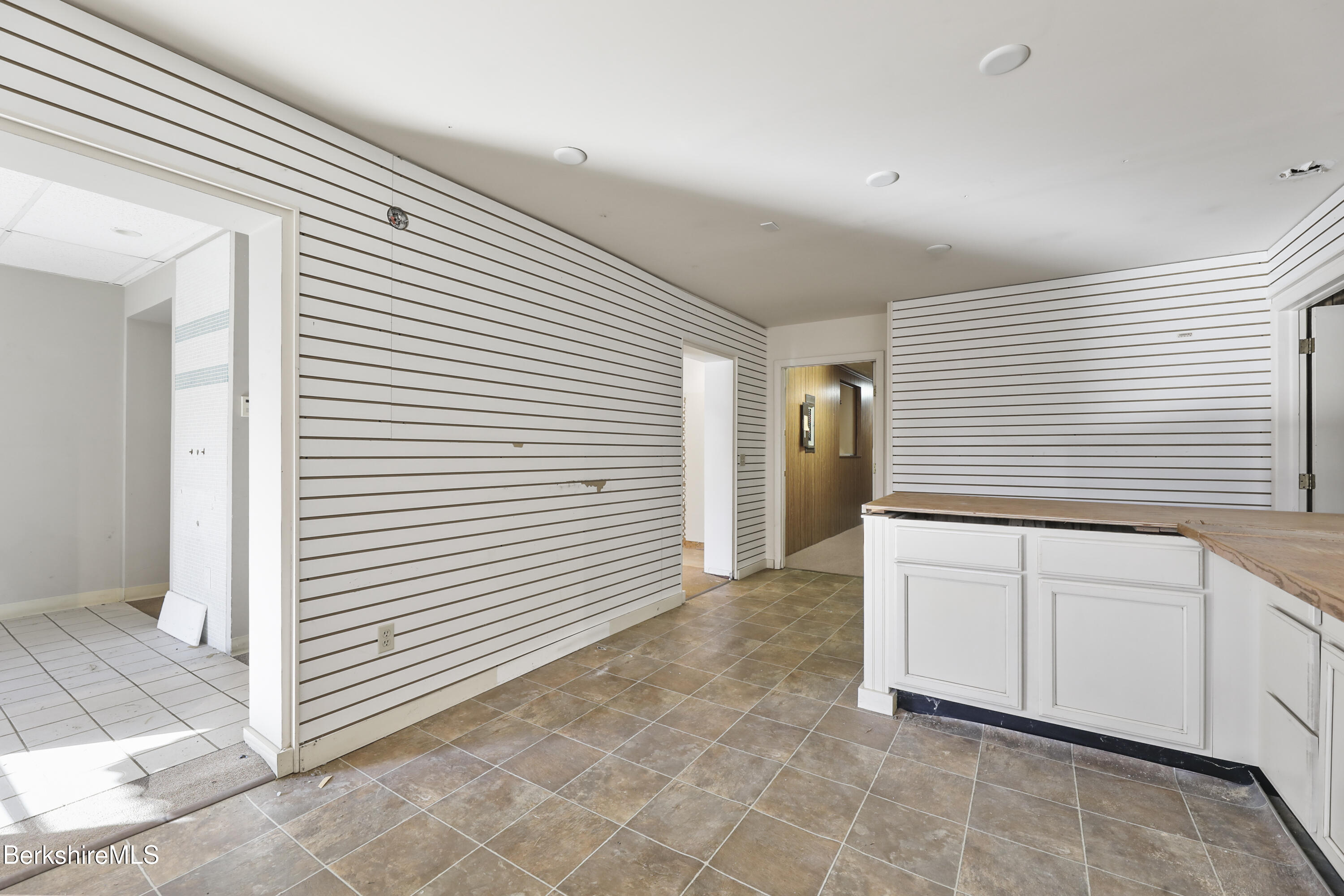 1311 East St