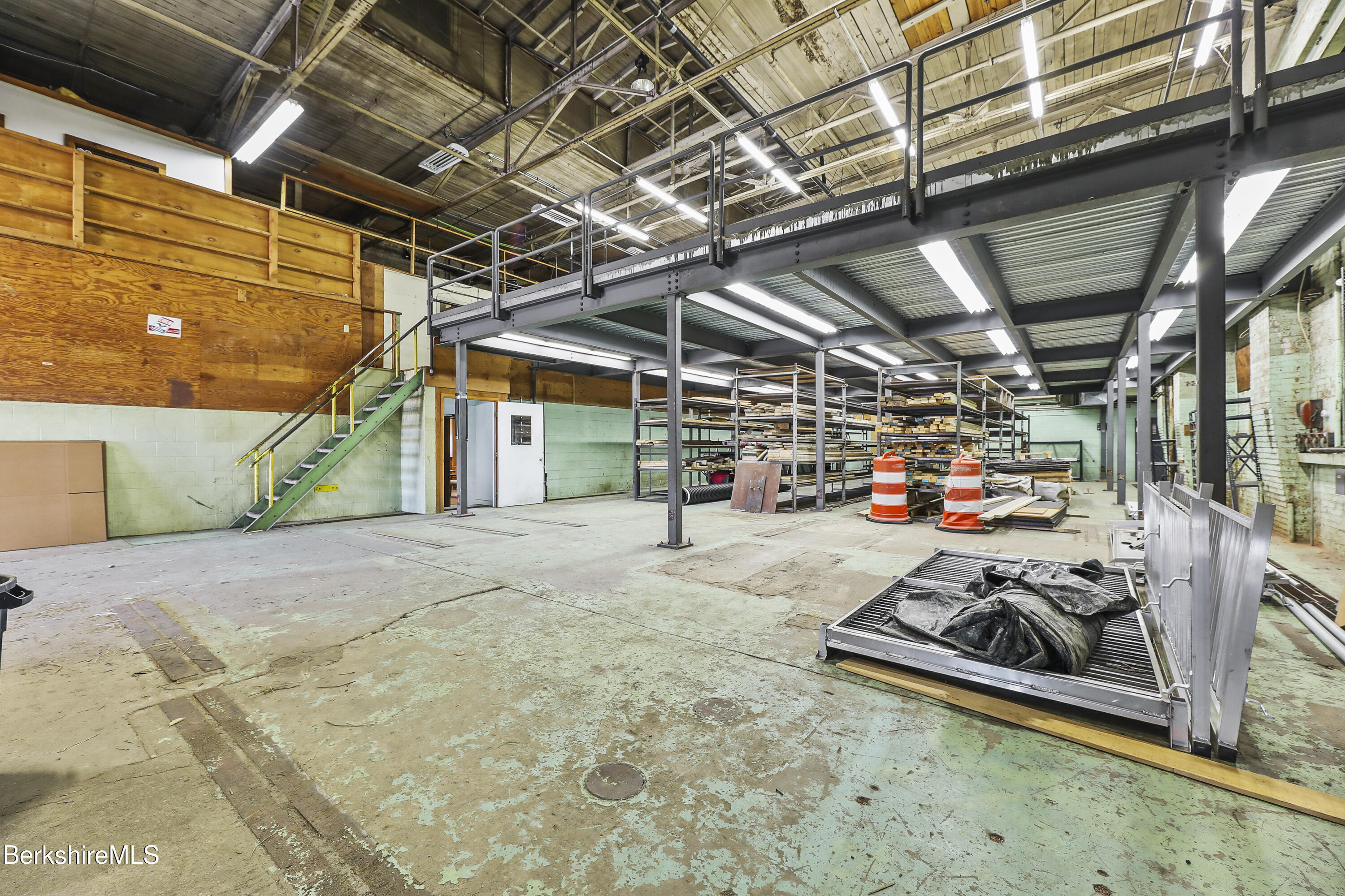 1311 East St