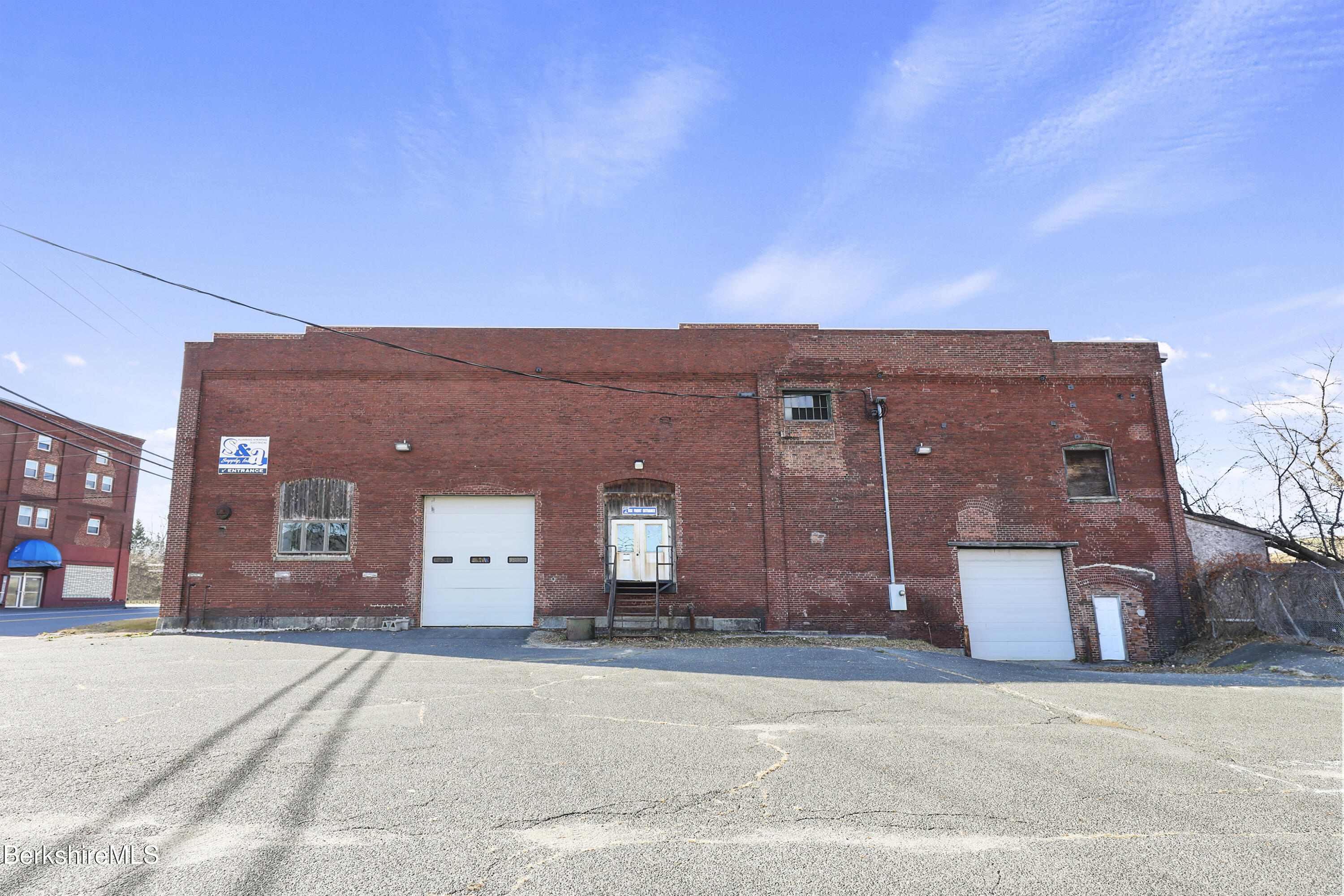 1311 East St