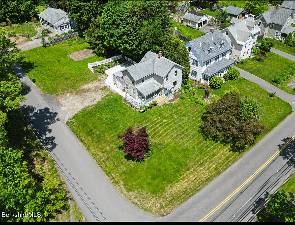 127 housatonic St