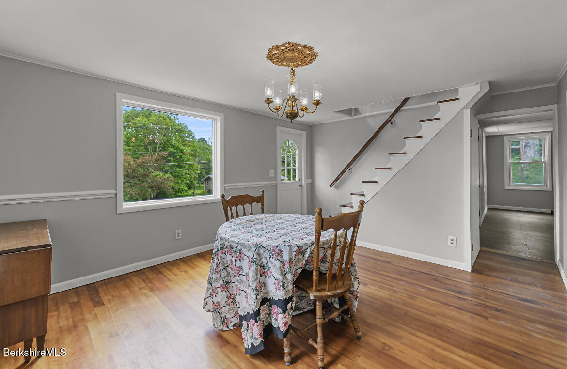 127 housatonic St