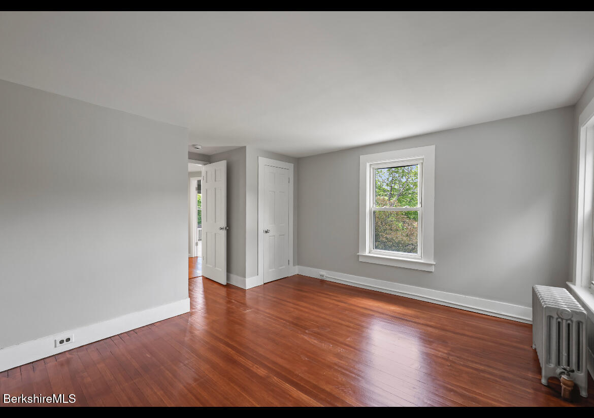 127 housatonic St