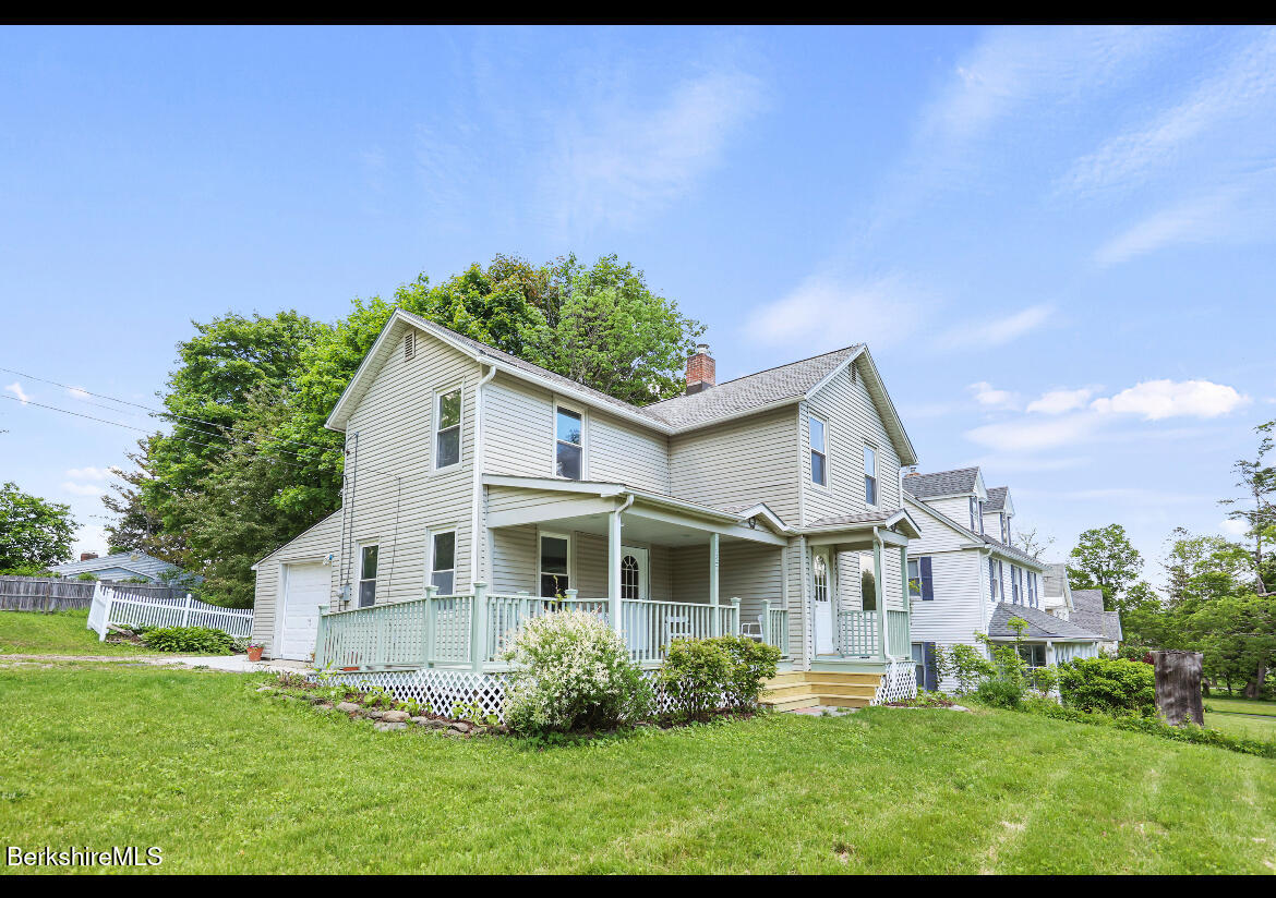 127 housatonic St