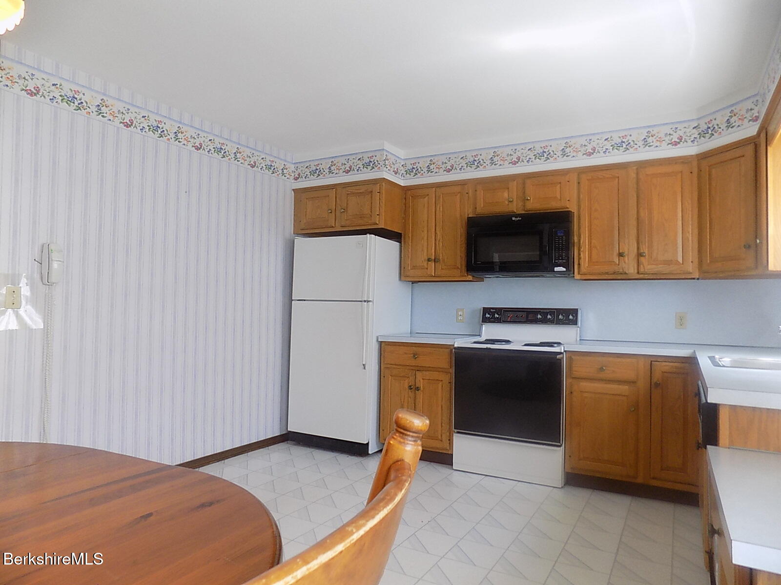 60 Paul Dr