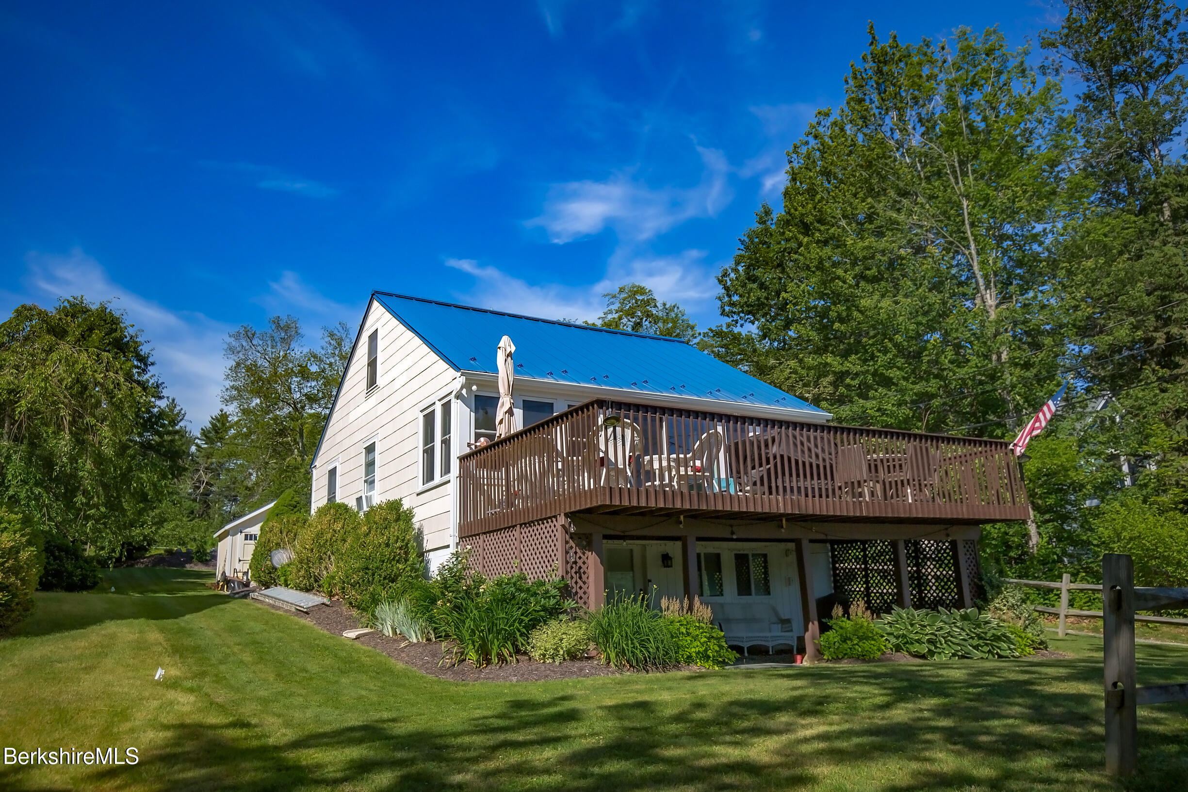 8 Crawford Way