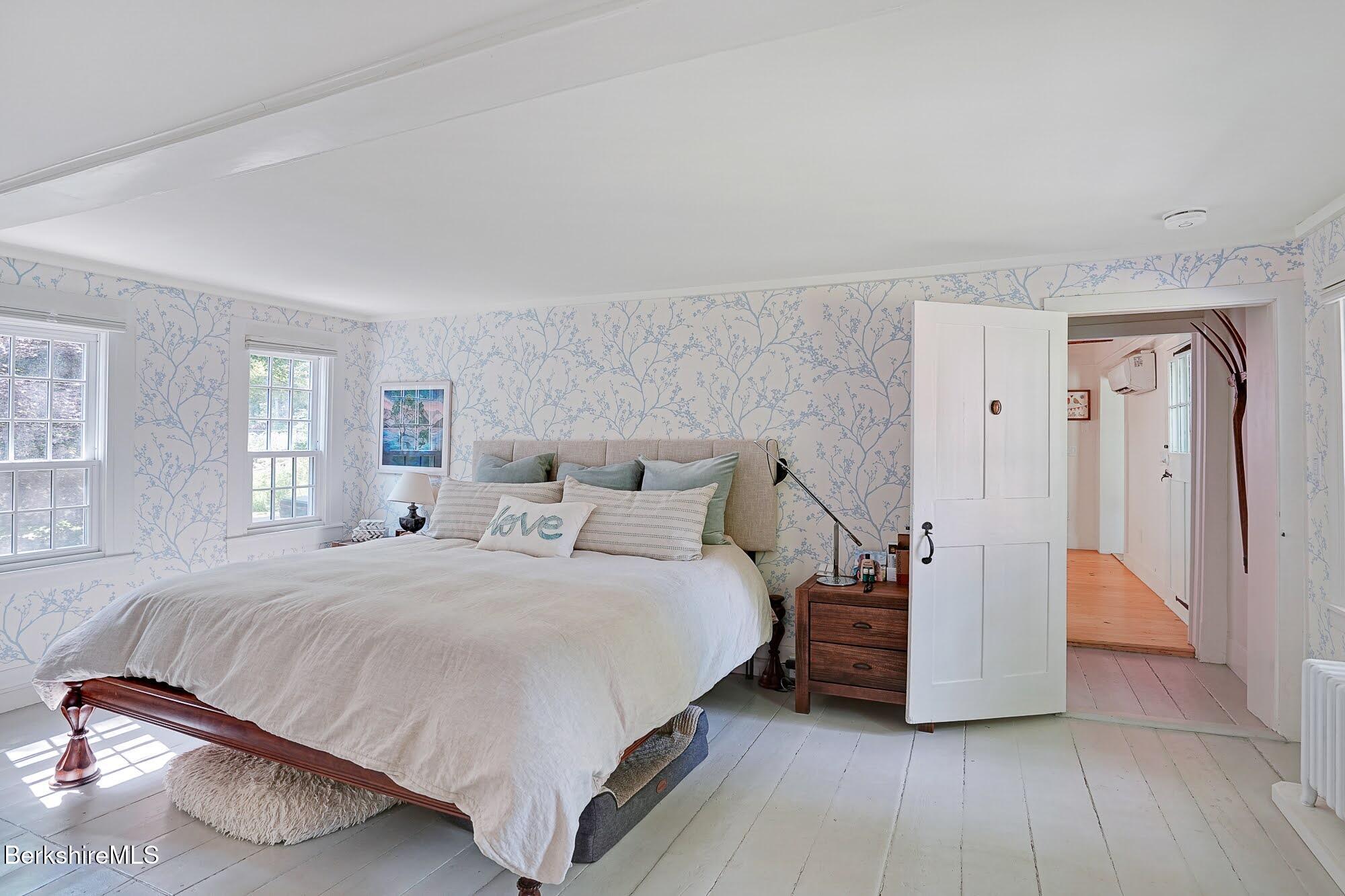 213 Egremont Plain Rd