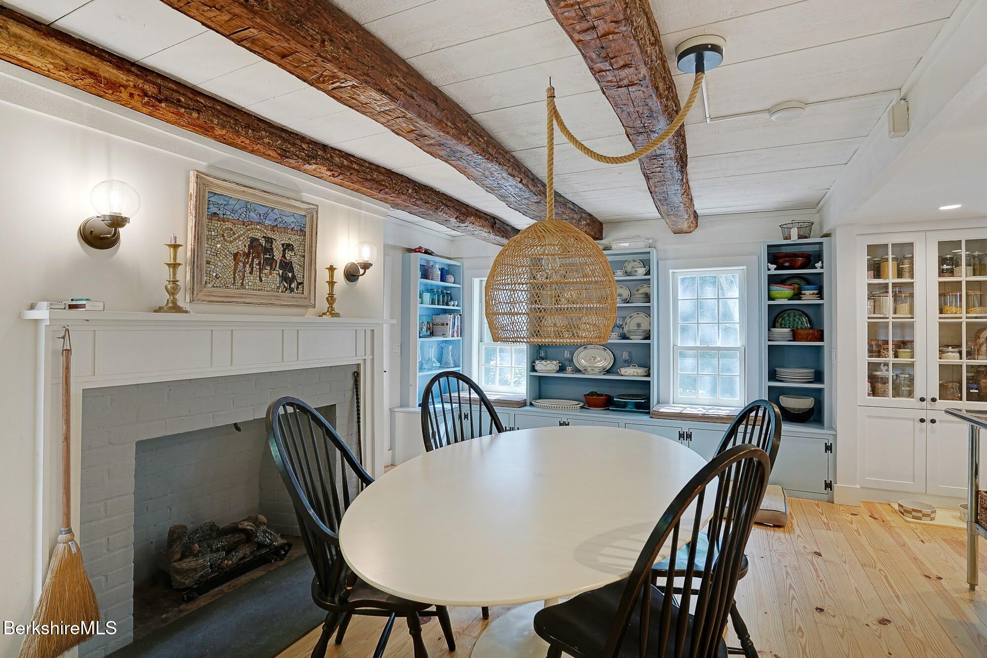 213 Egremont Plain Rd