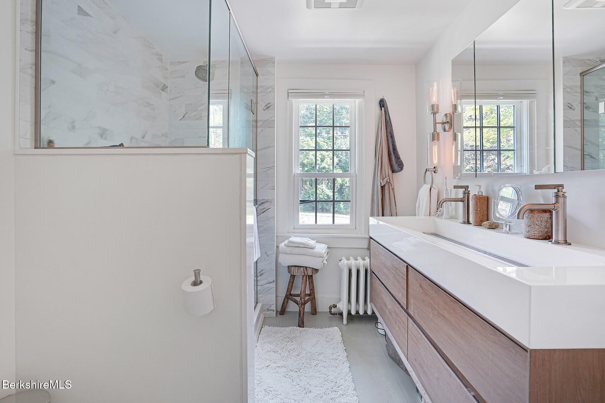 213 Egremont Plain Rd