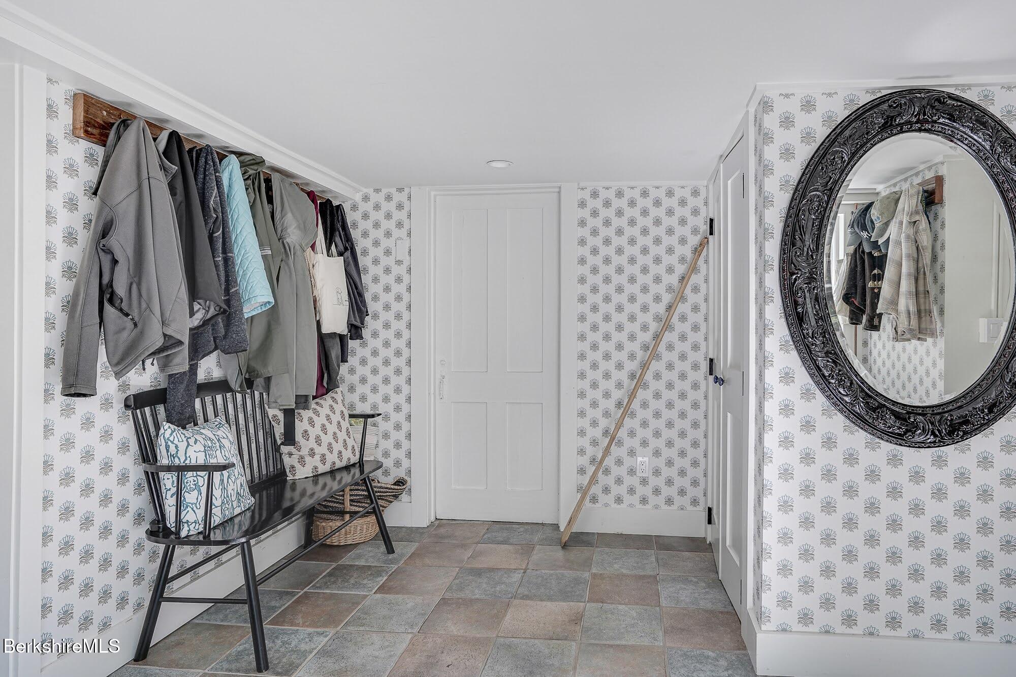 213 Egremont Plain Rd