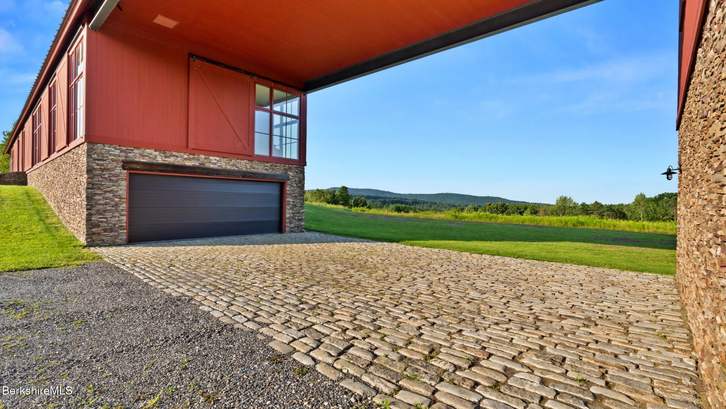 241 Cunningham Hill Rd