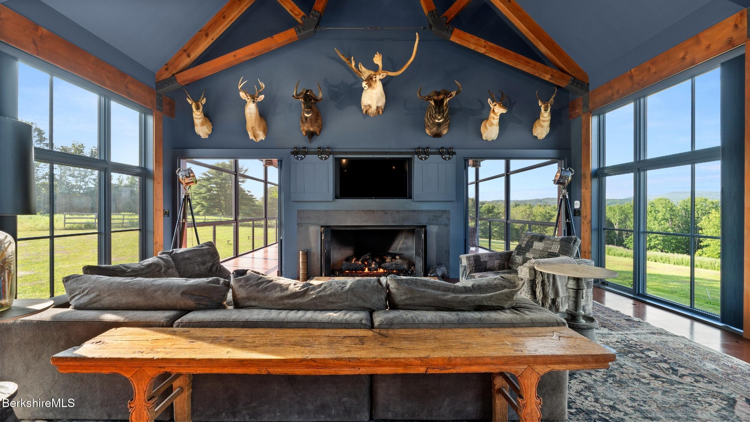 241 Cunningham Hill Rd