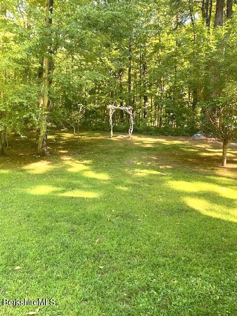 1872 South Undermountain Rd