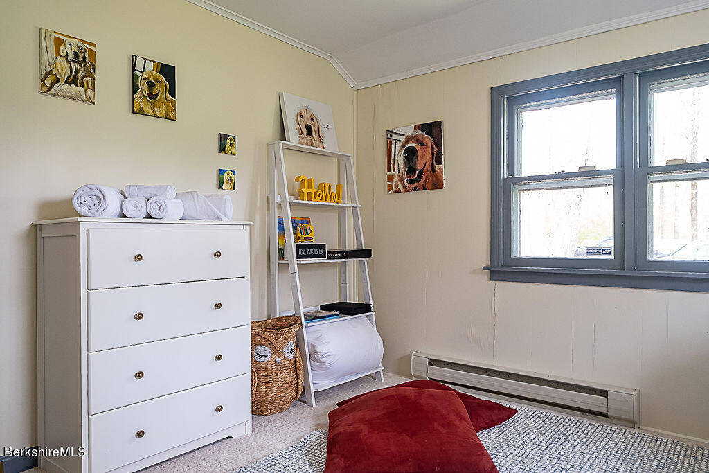 1872 South Undermountain Rd