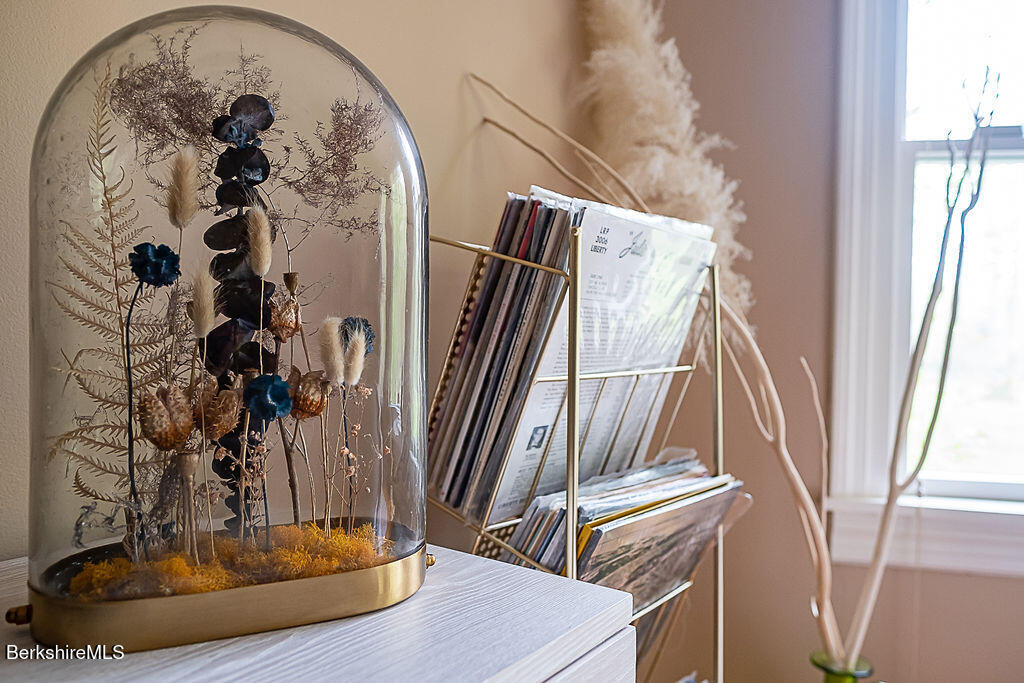 1872 South Undermountain Rd