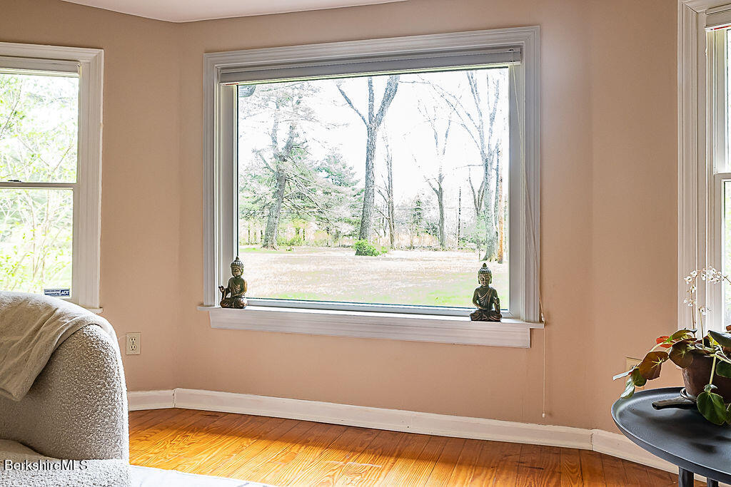 1872 South Undermountain Rd