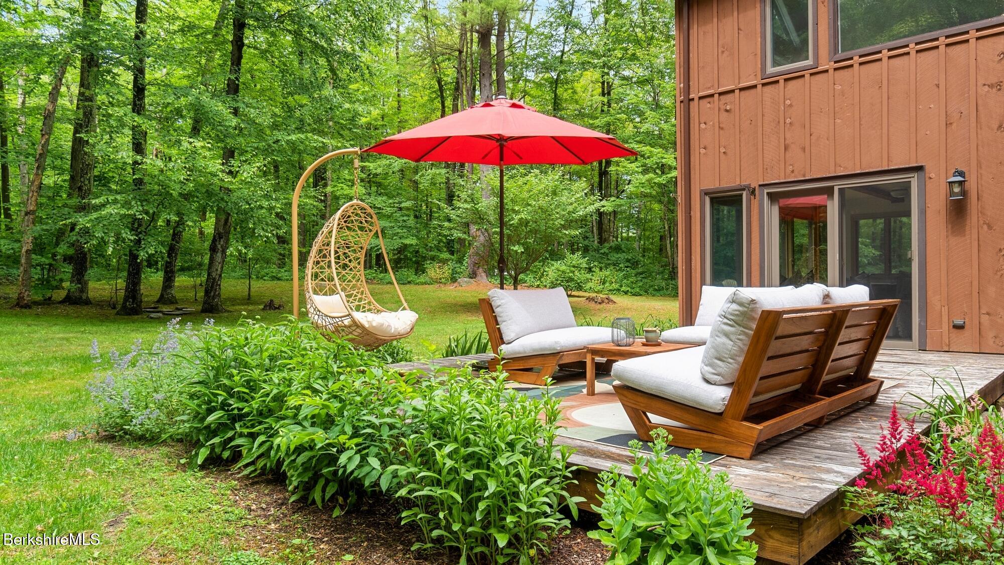 1872 South Undermountain Rd