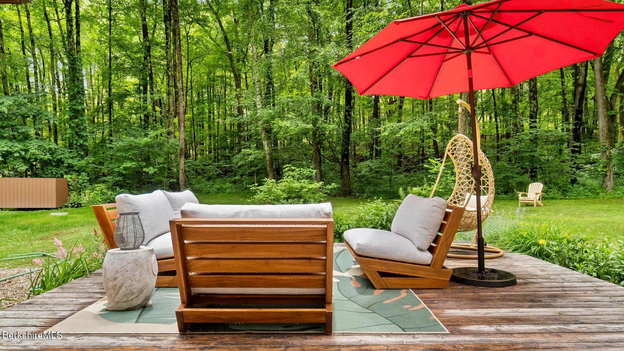 1872 South Undermountain Rd