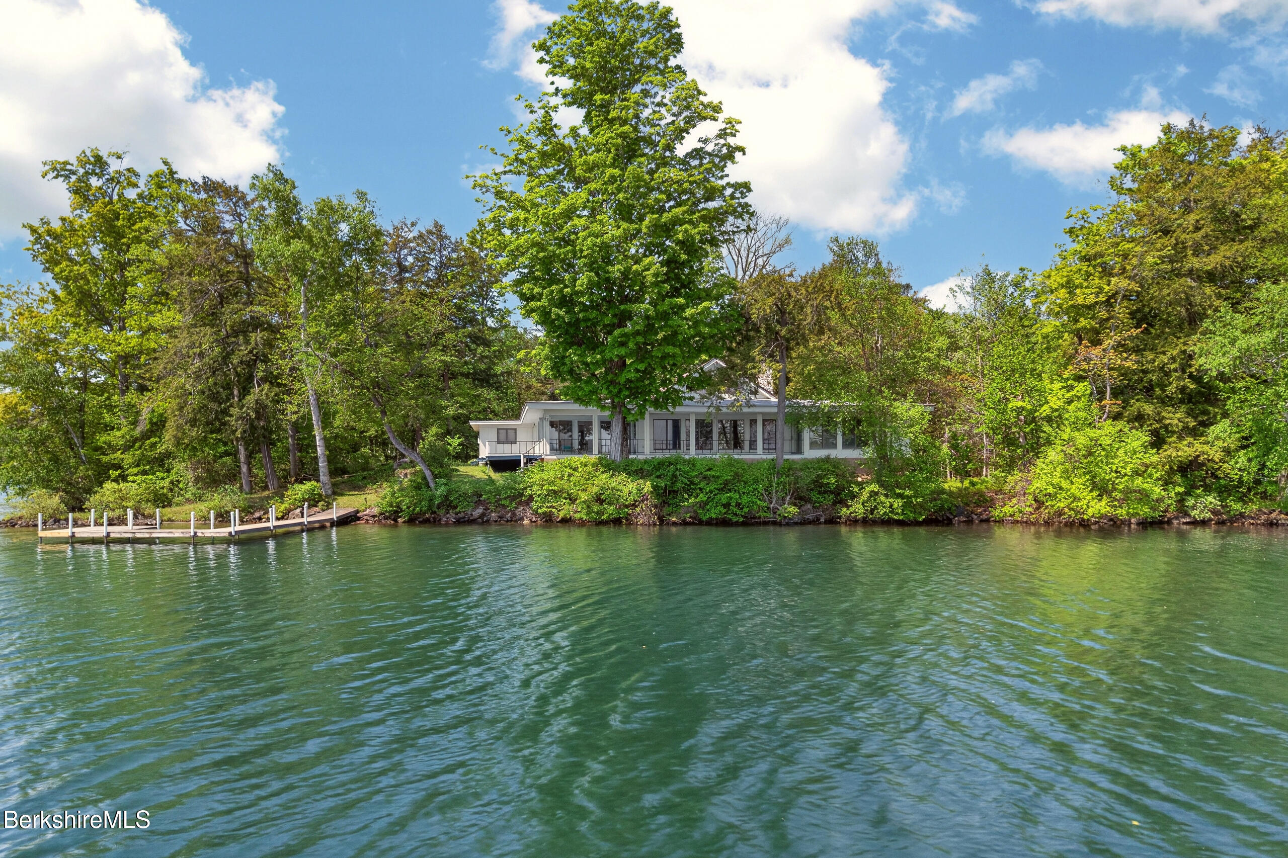 122 Blythewood Dr