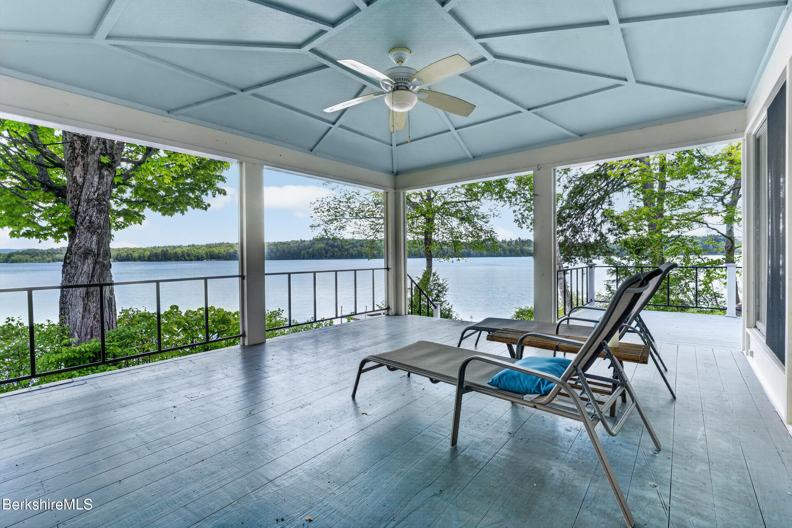 122 Blythewood Dr