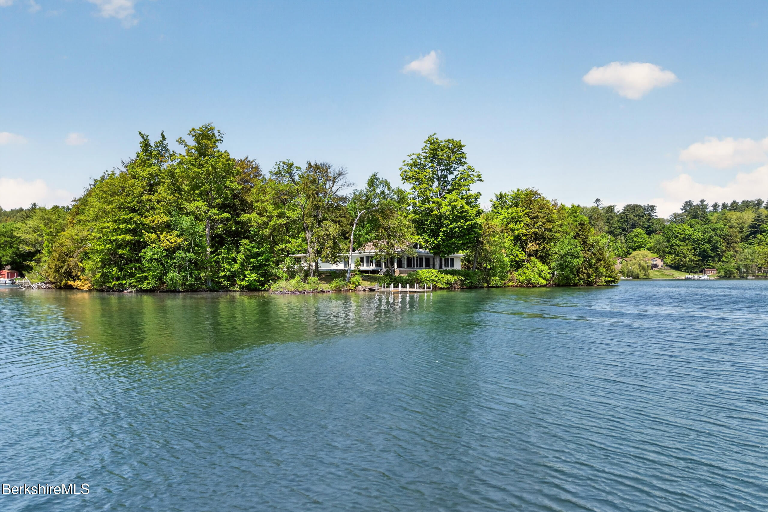 122 Blythewood Dr