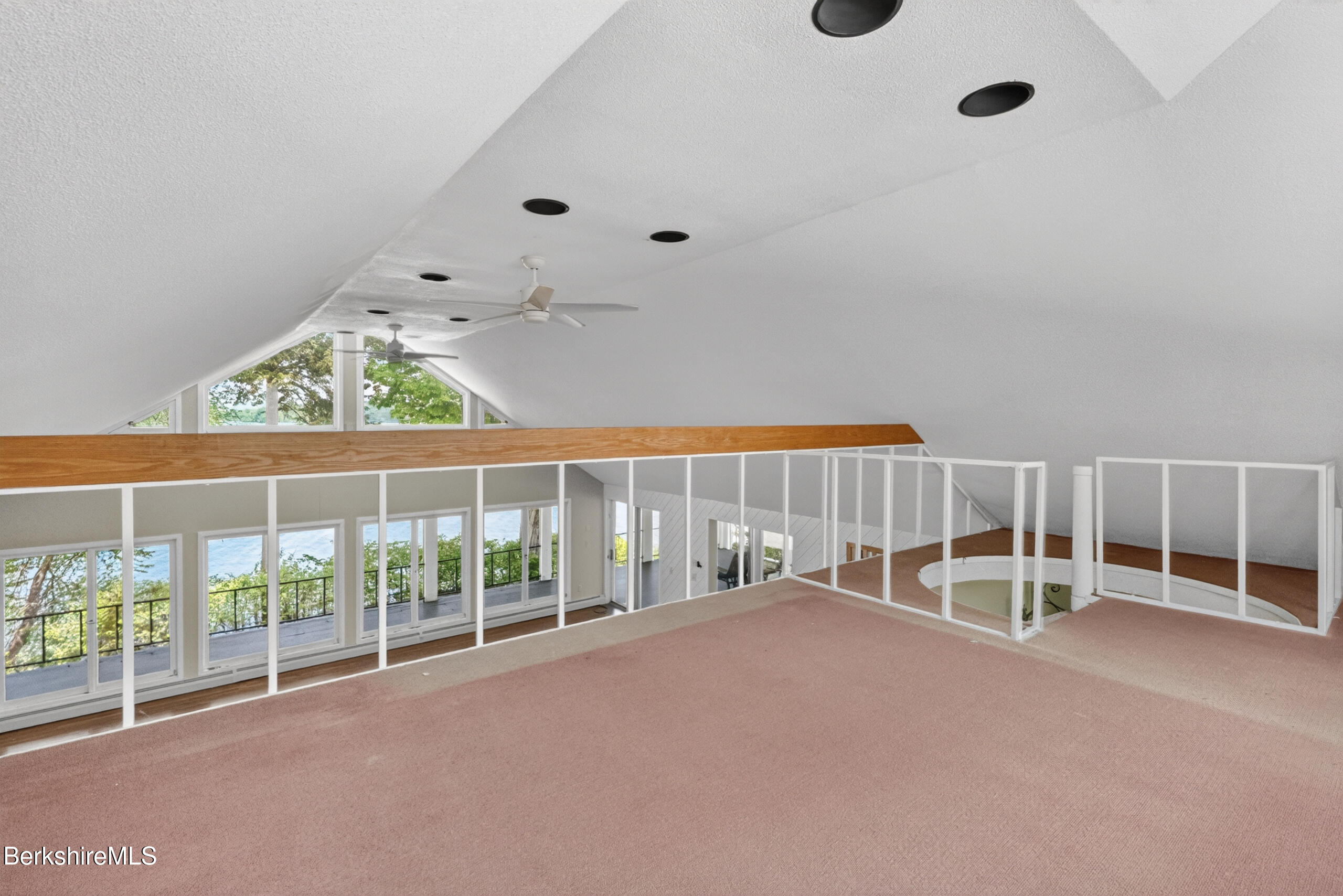 122 Blythewood Dr