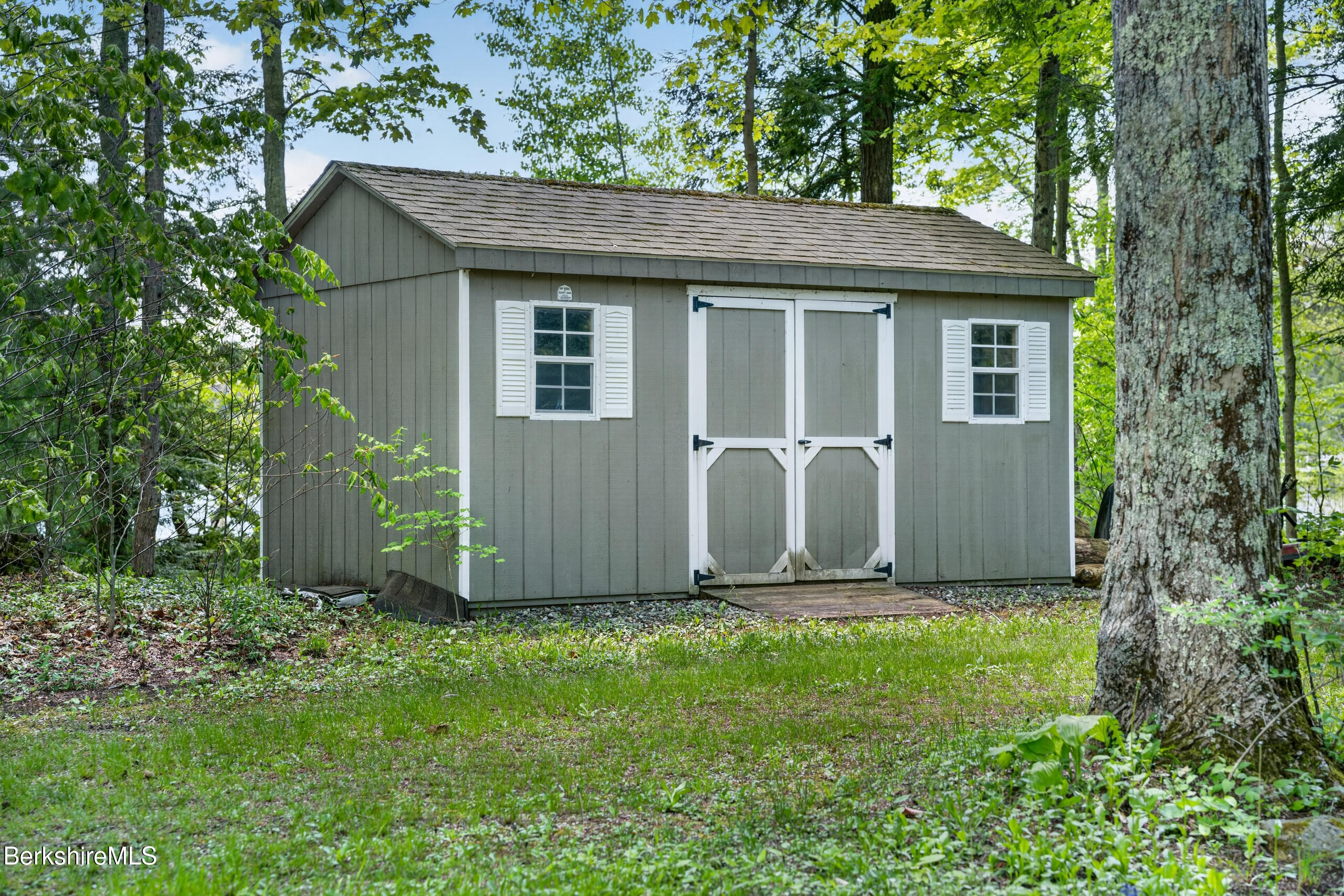 122 Blythewood Dr
