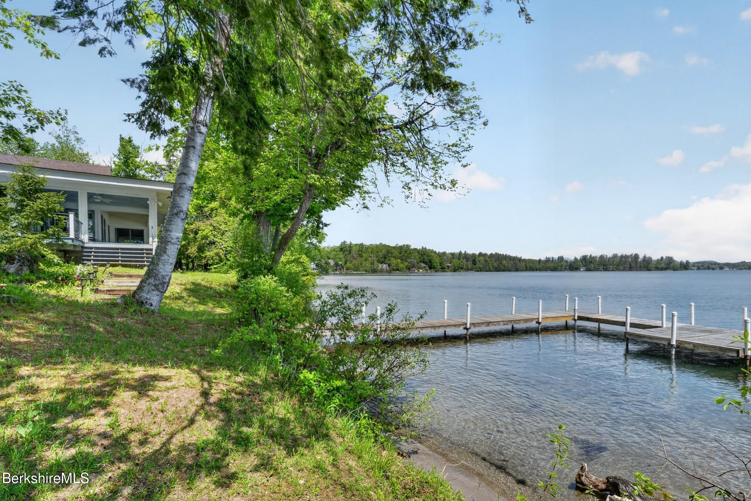 122 Blythewood Dr