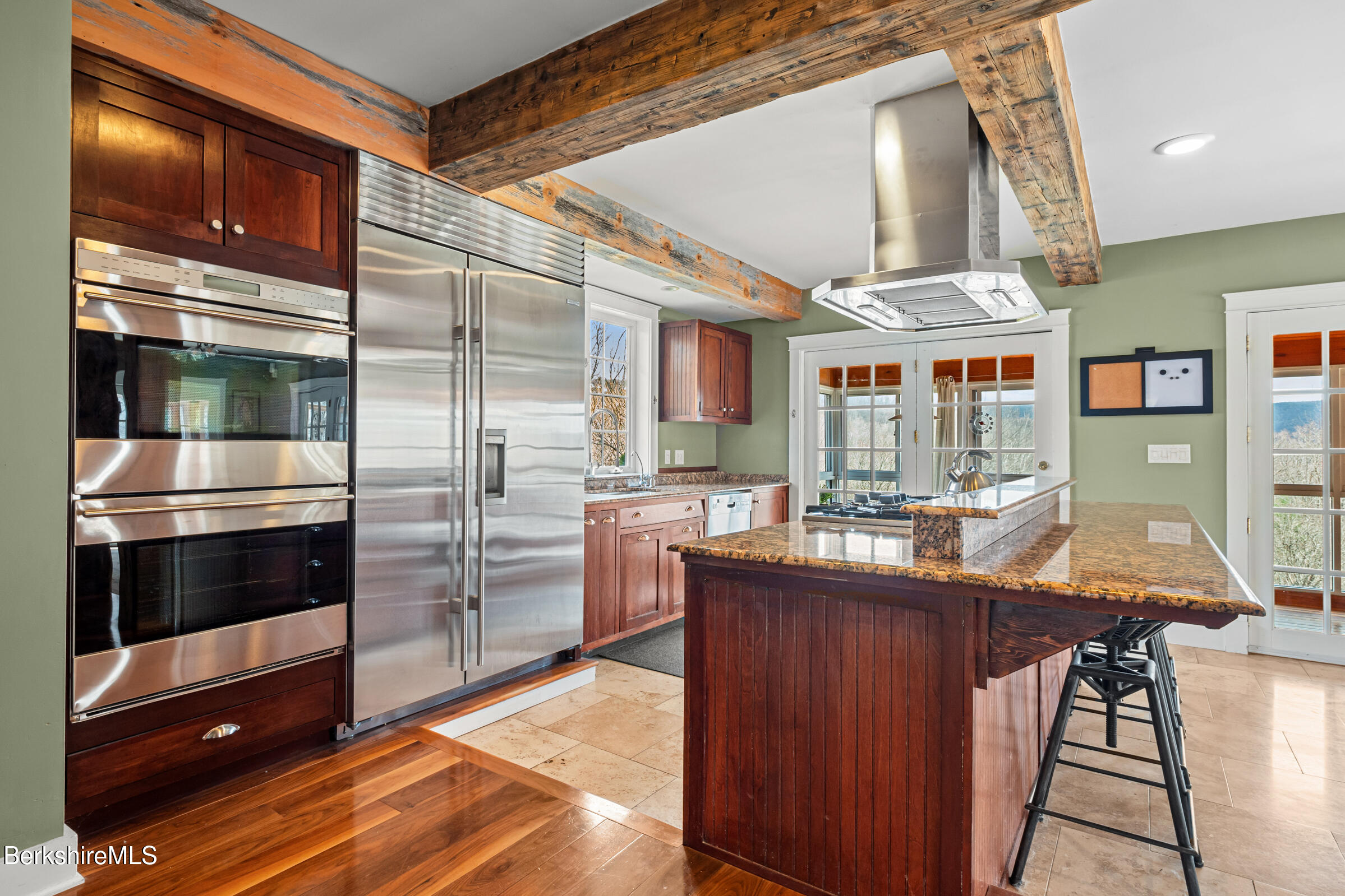 400 Rathbun Rd