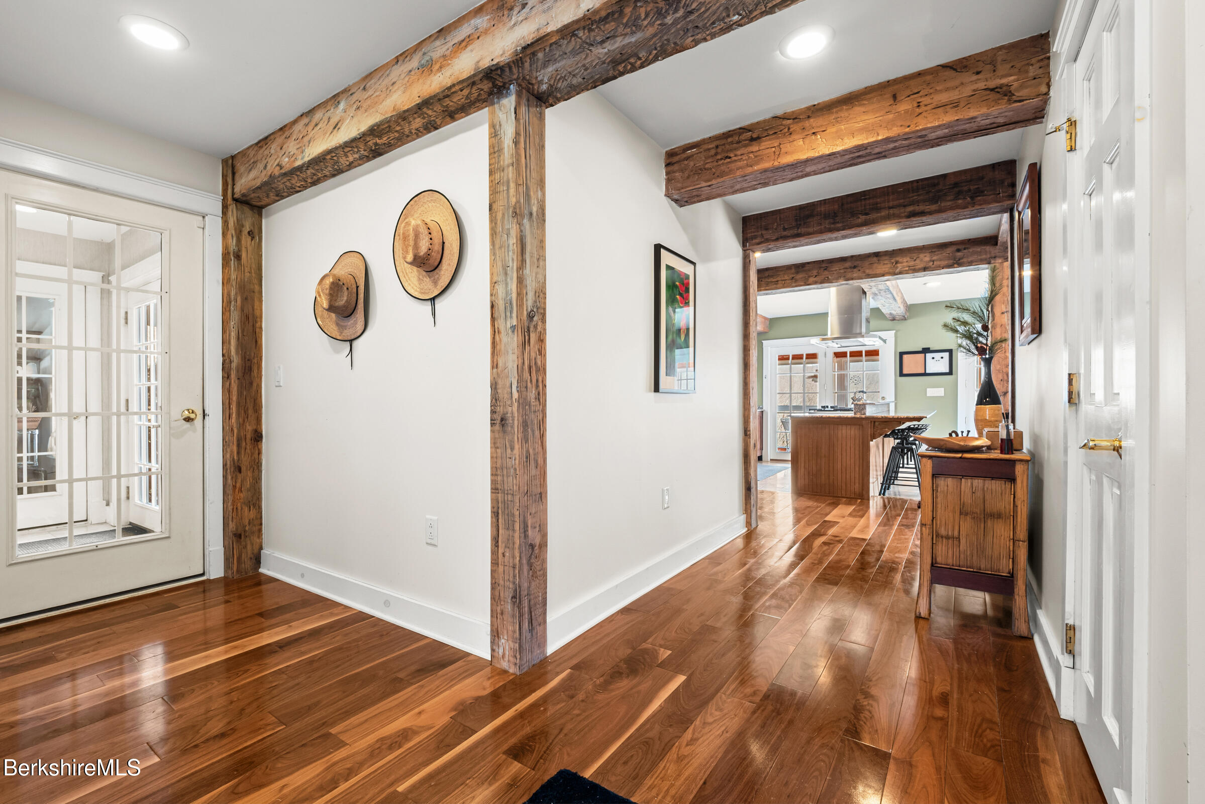 400 Rathbun Rd