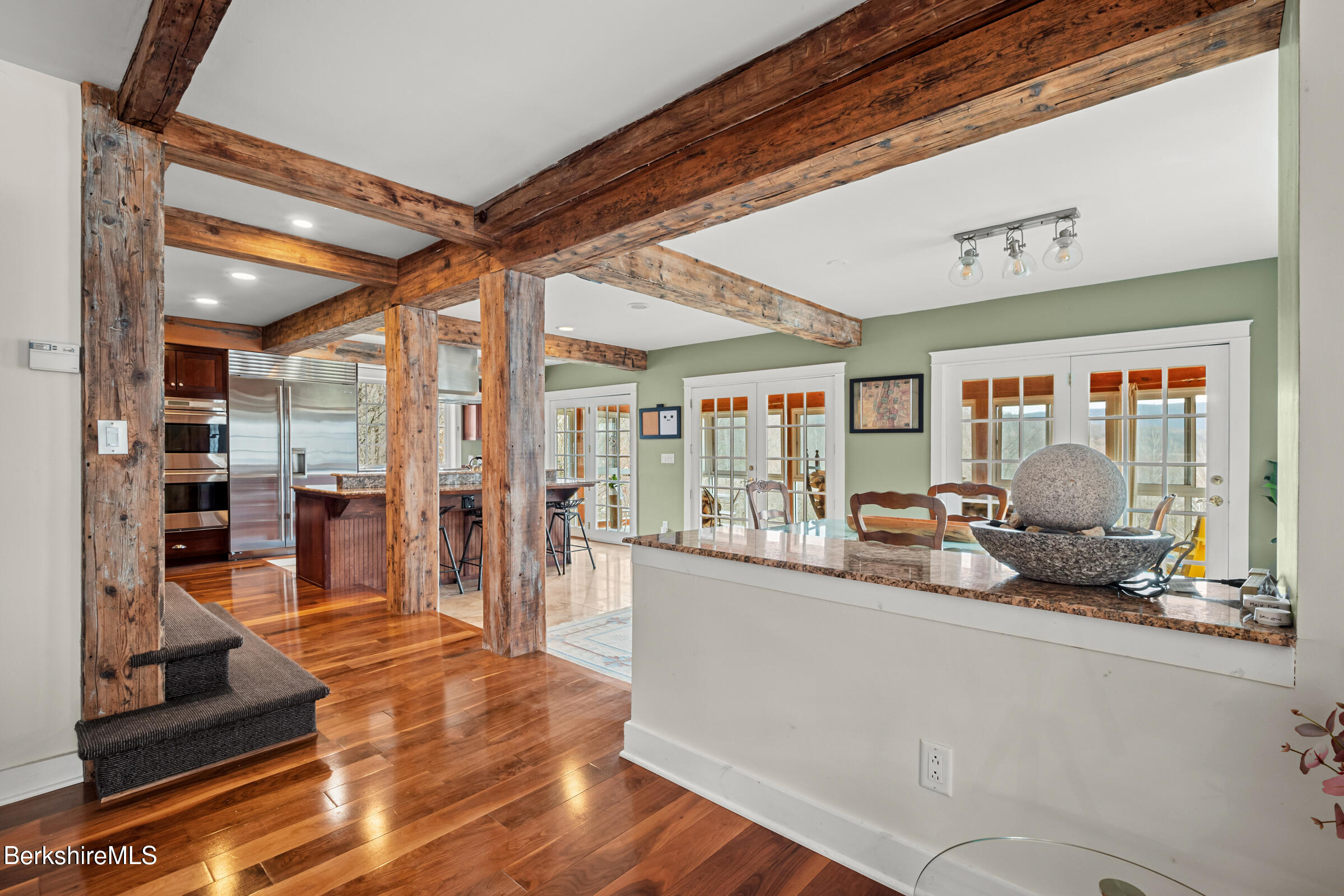 400 Rathbun Rd