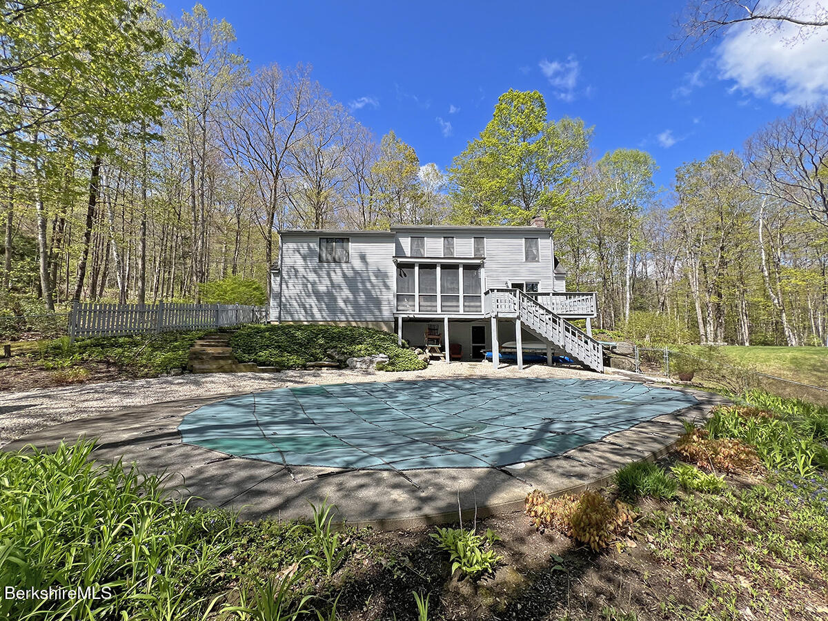 7 Stonebridge Way