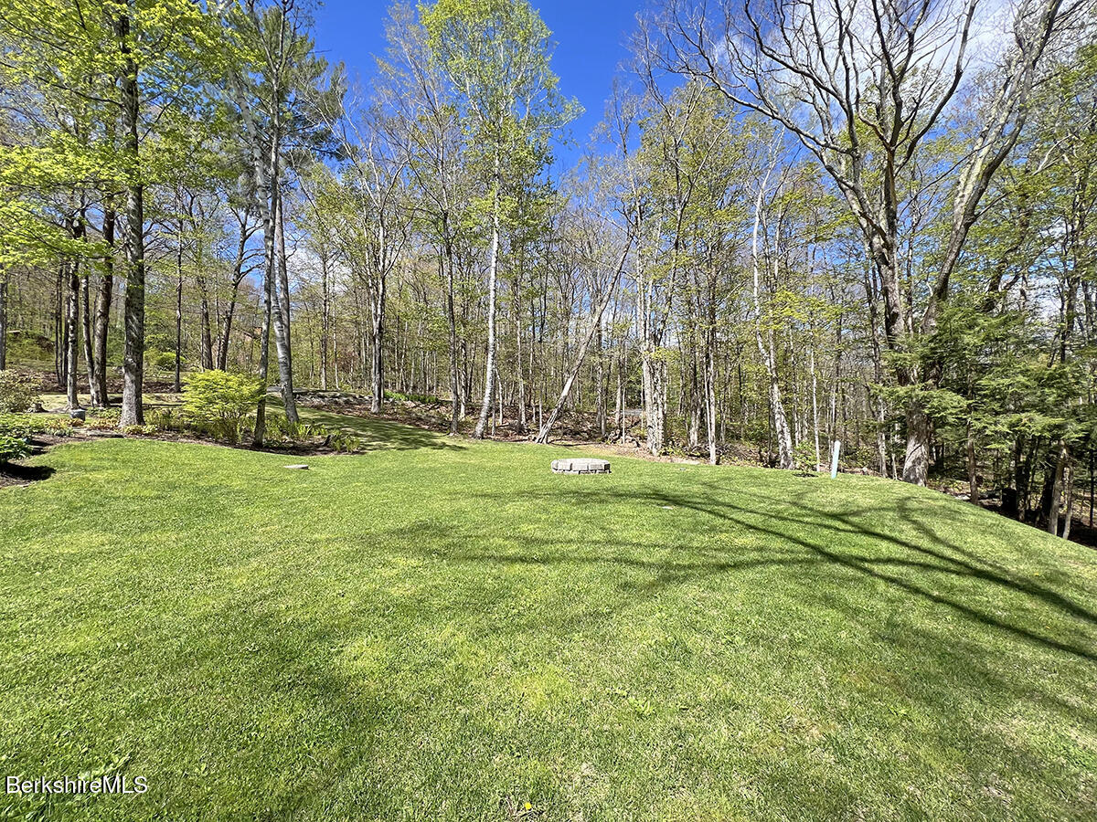 7 Stonebridge Way