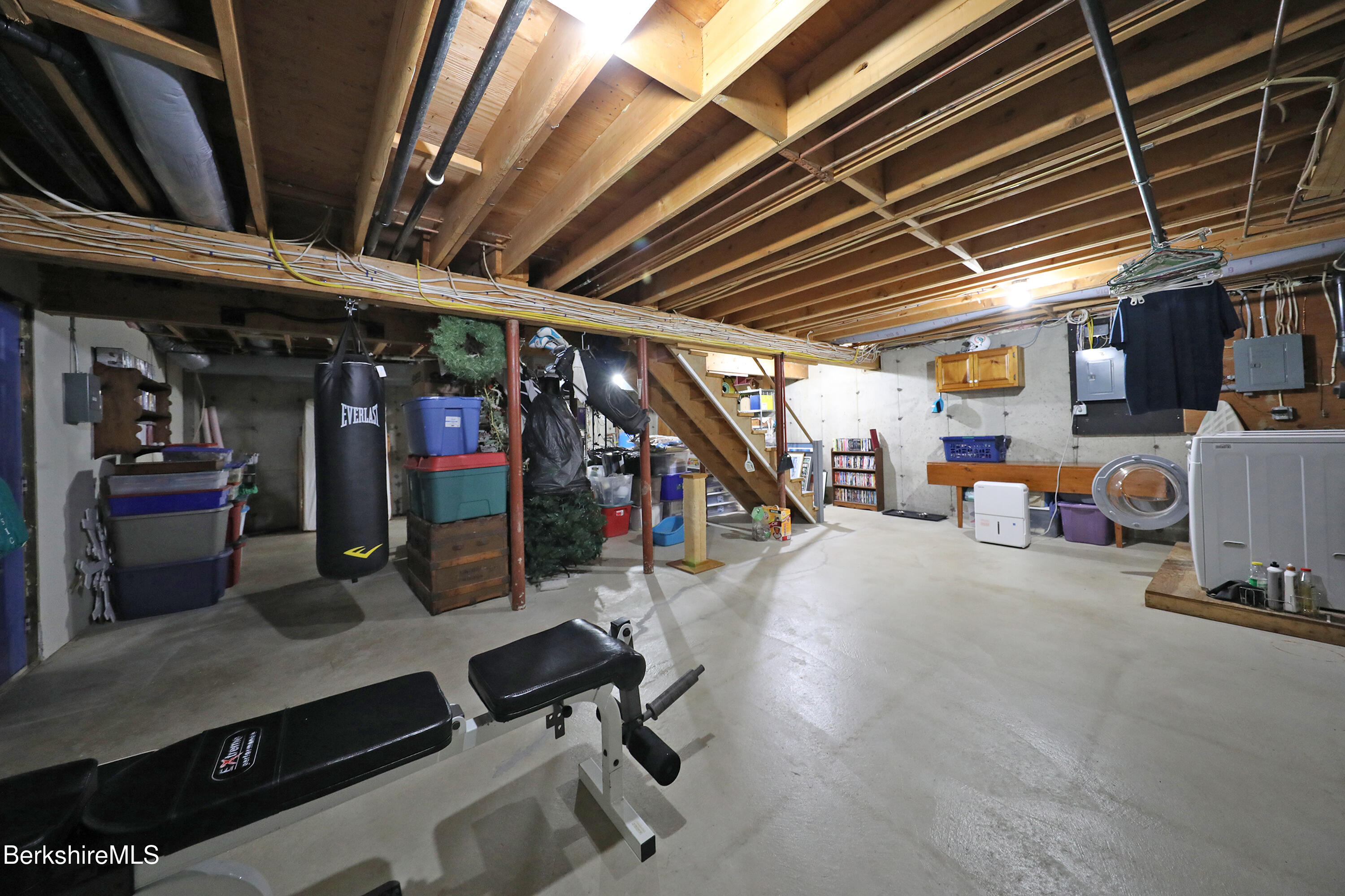 7 Stonebridge Way