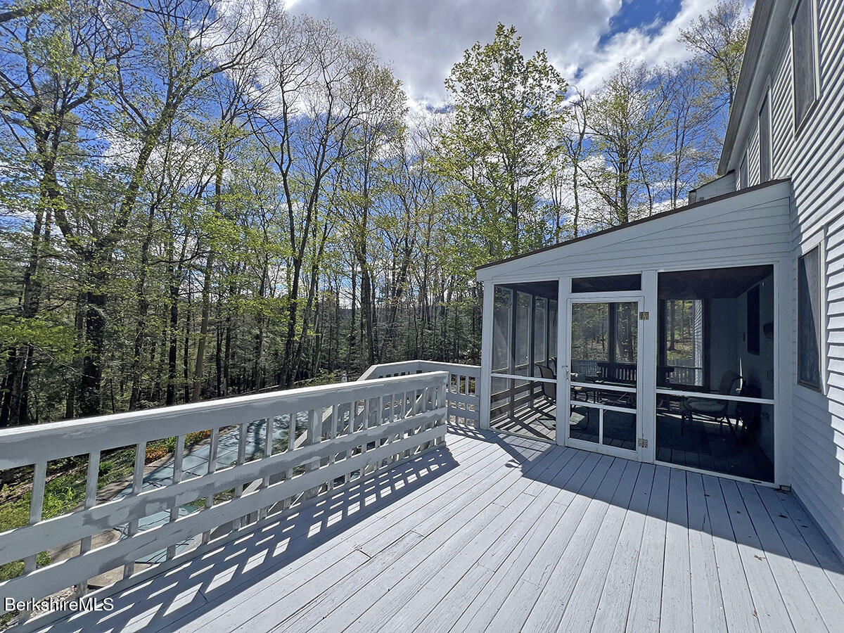 7 Stonebridge Way