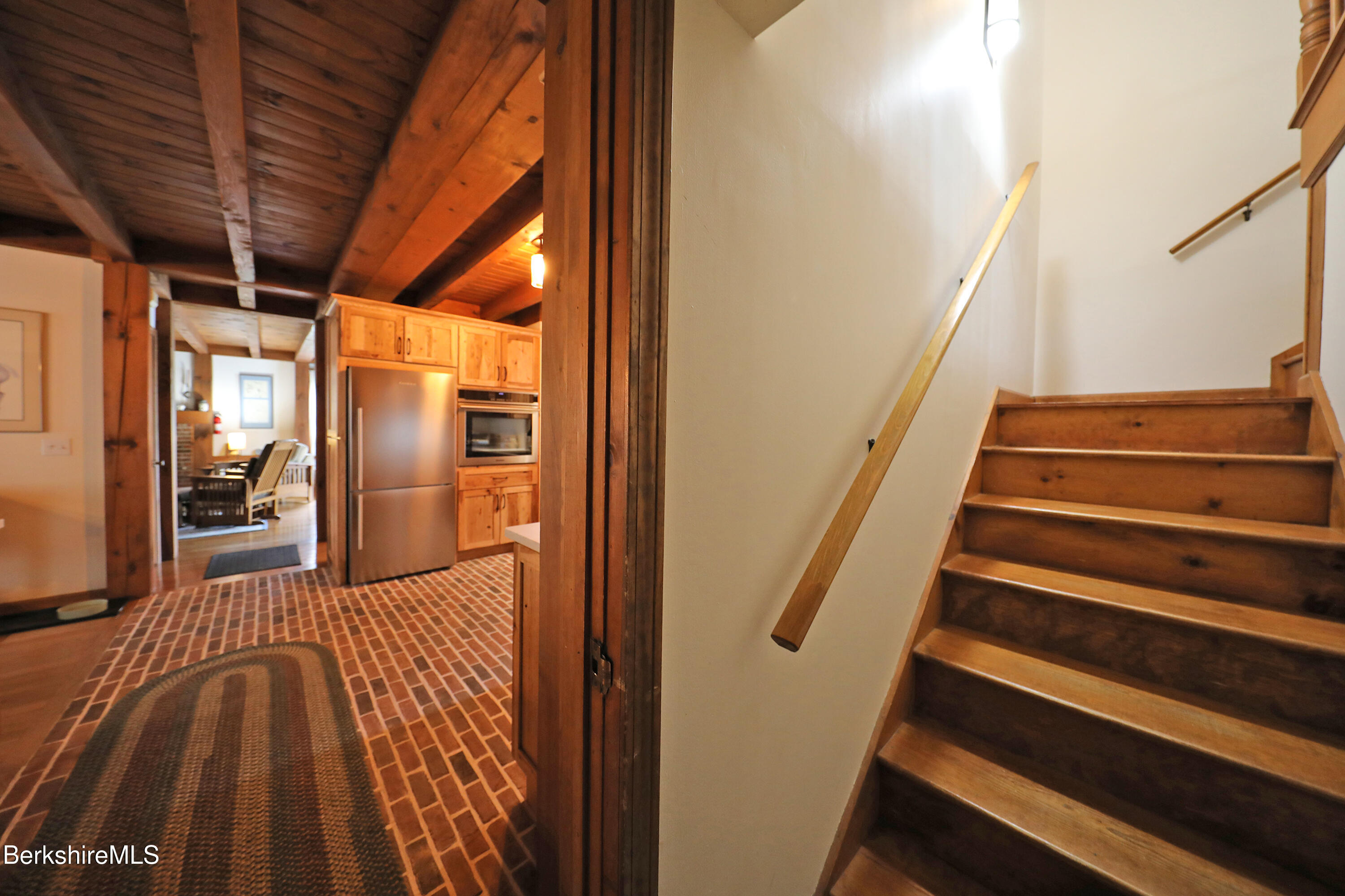 7 Stonebridge Way