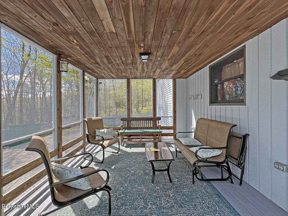 7 Stonebridge Way