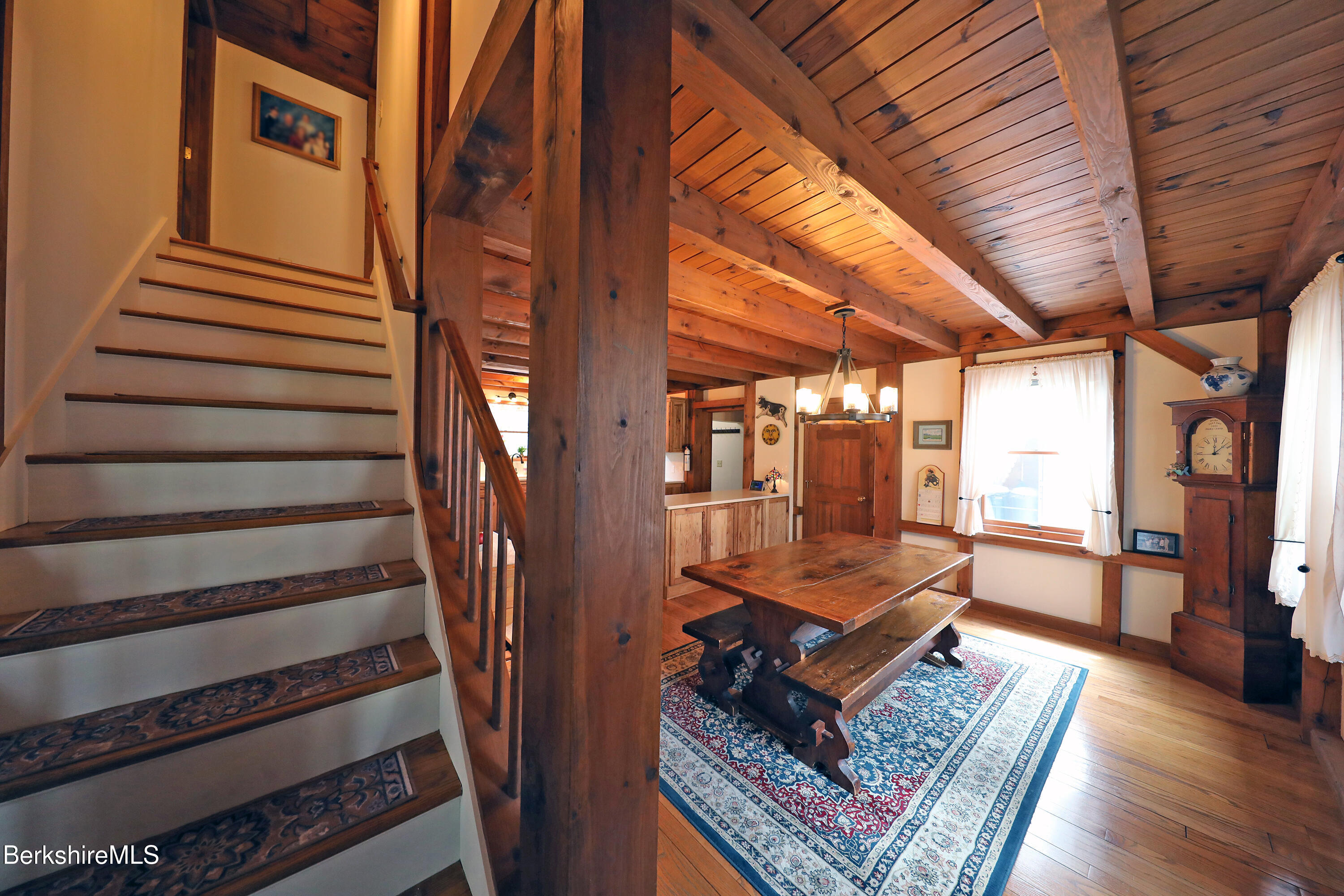 7 Stonebridge Way