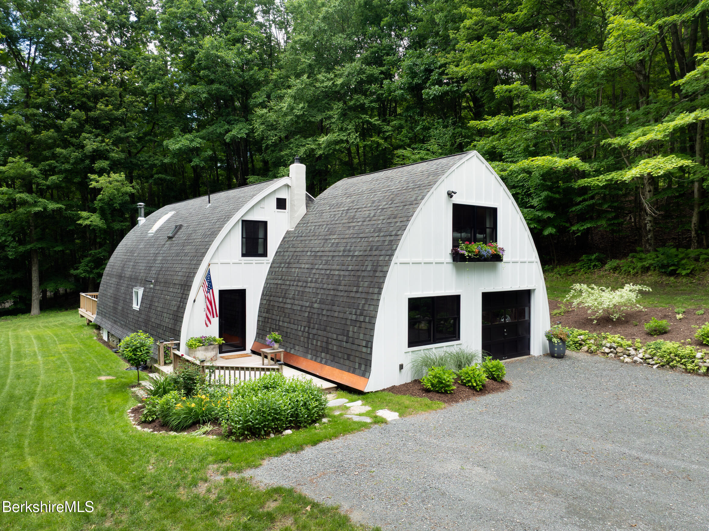 194 Whitman Rd