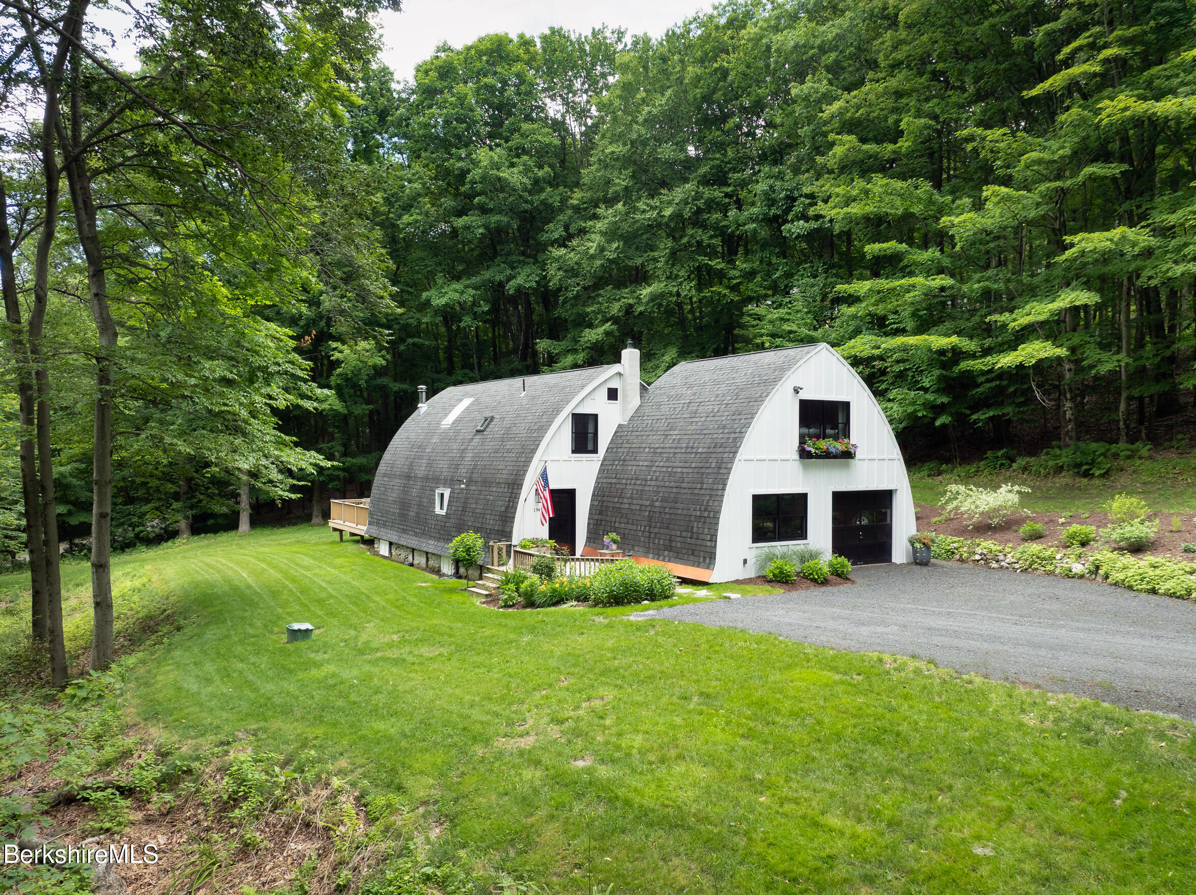 194 Whitman Rd