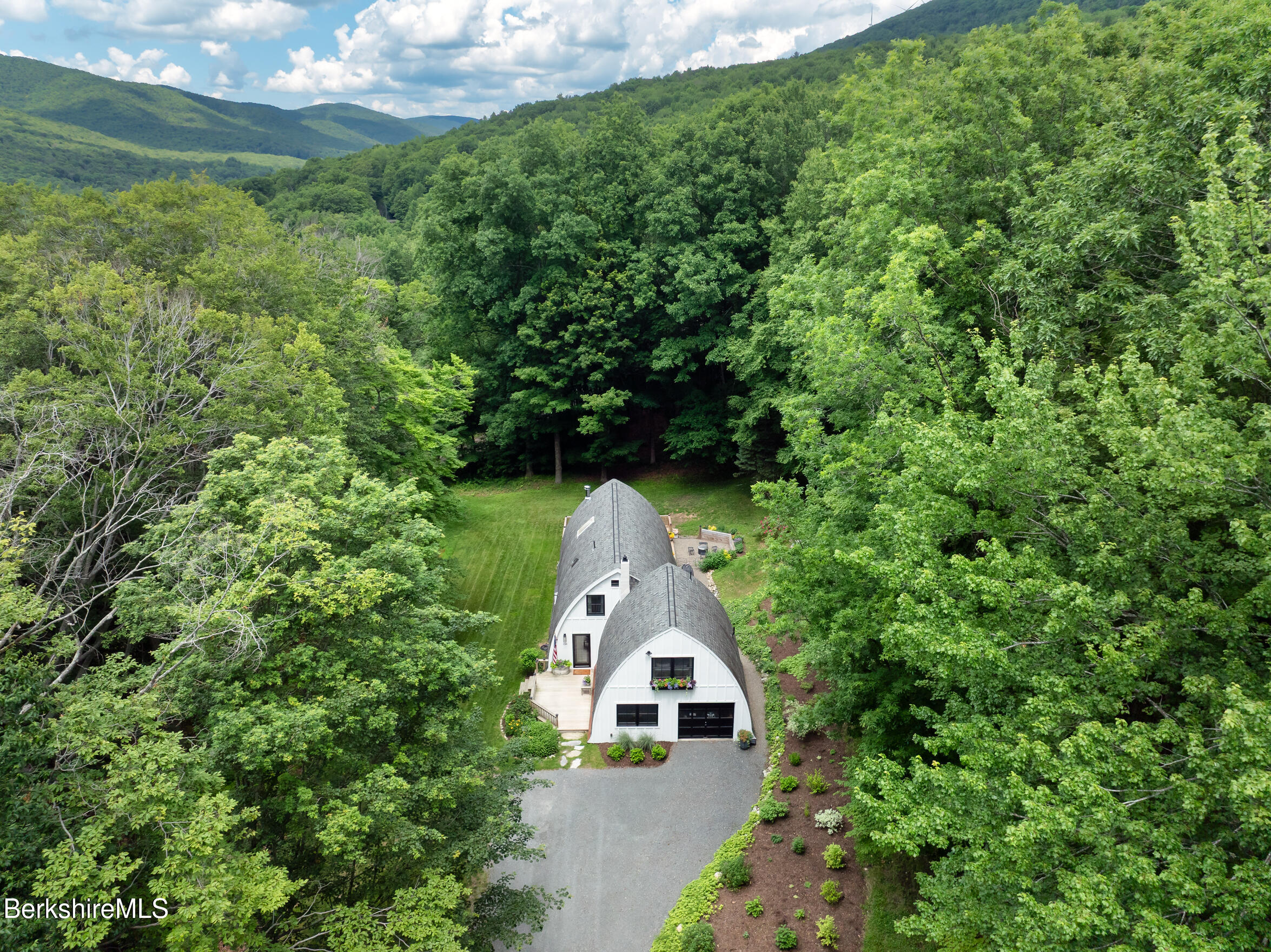 194 Whitman Rd
