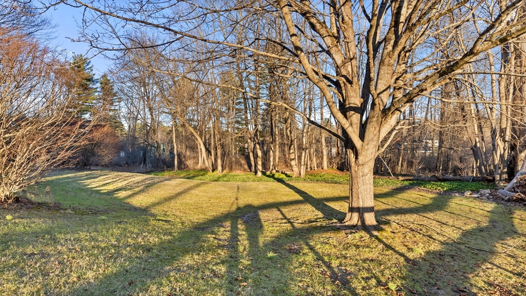 360 Spring St