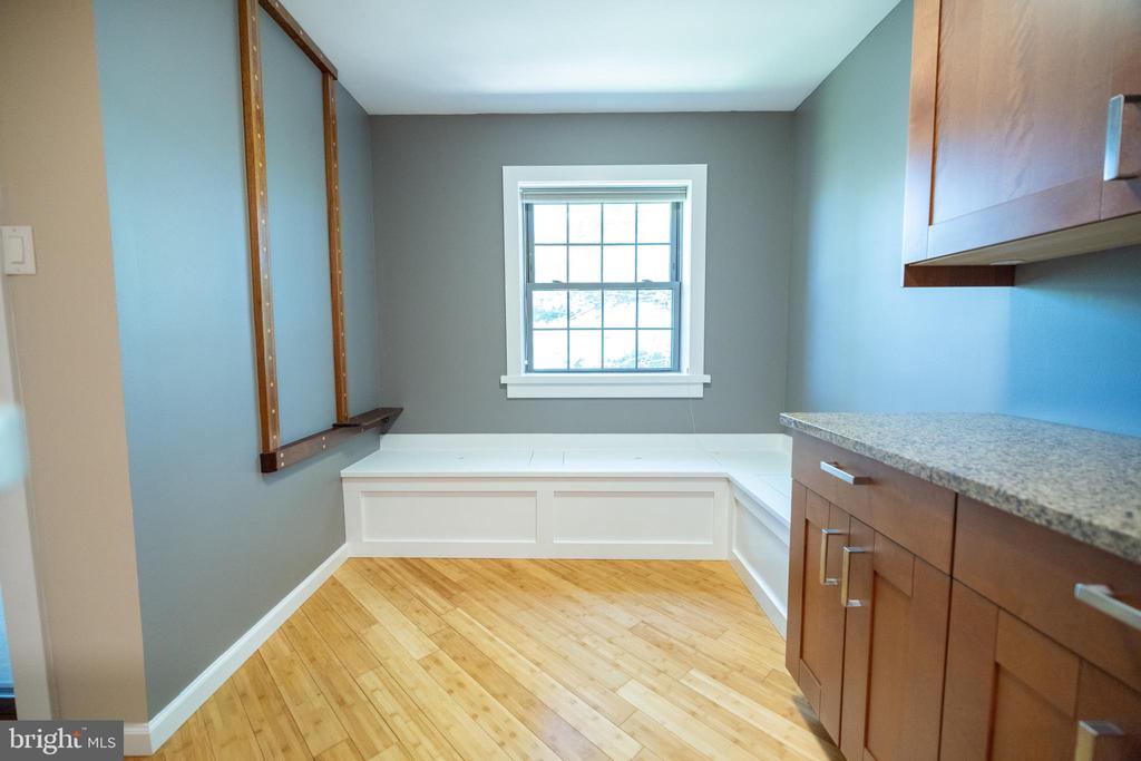3321 VALLEY DRIVE Unit: 3321