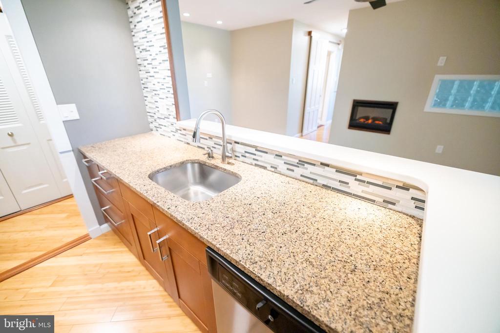 3321 VALLEY DRIVE Unit: 3321