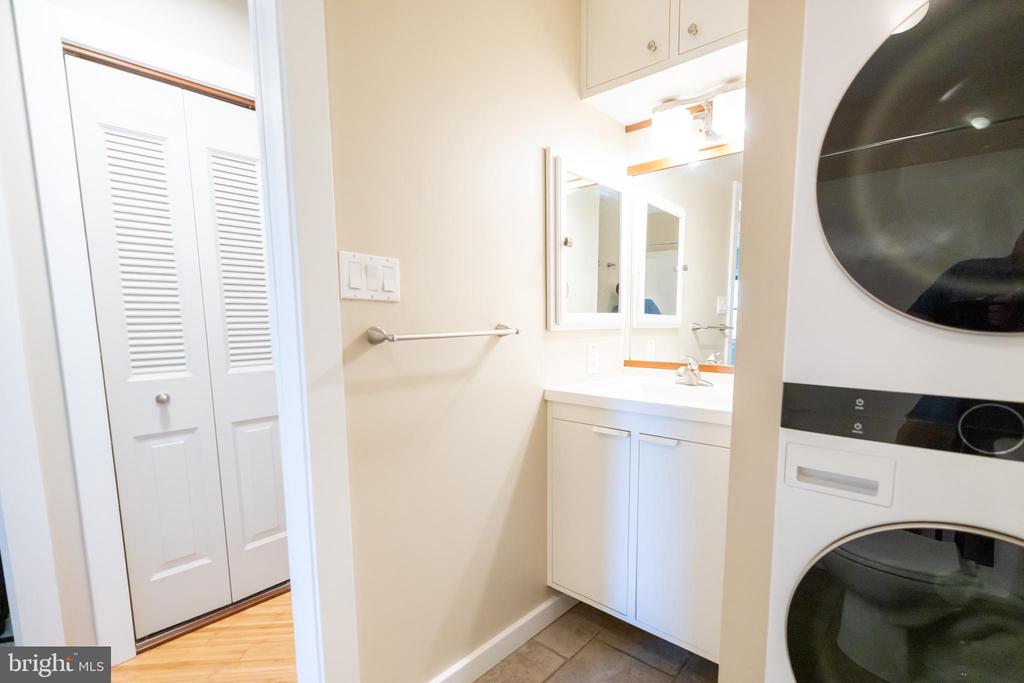 3321 VALLEY DRIVE Unit: 3321