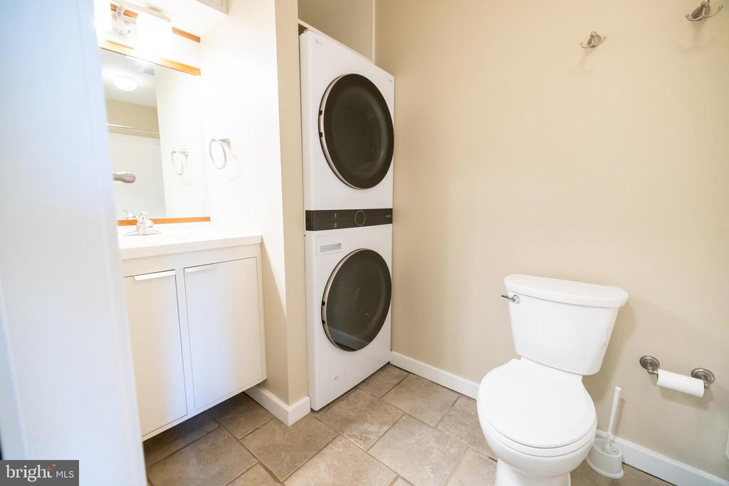 3321 VALLEY DRIVE Unit: 3321