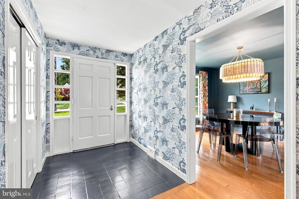 476 SCHOOL HOUSE LANE