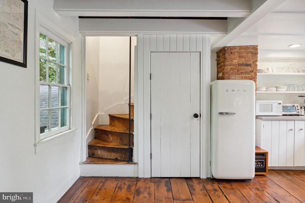 541 AVONDALE ROAD